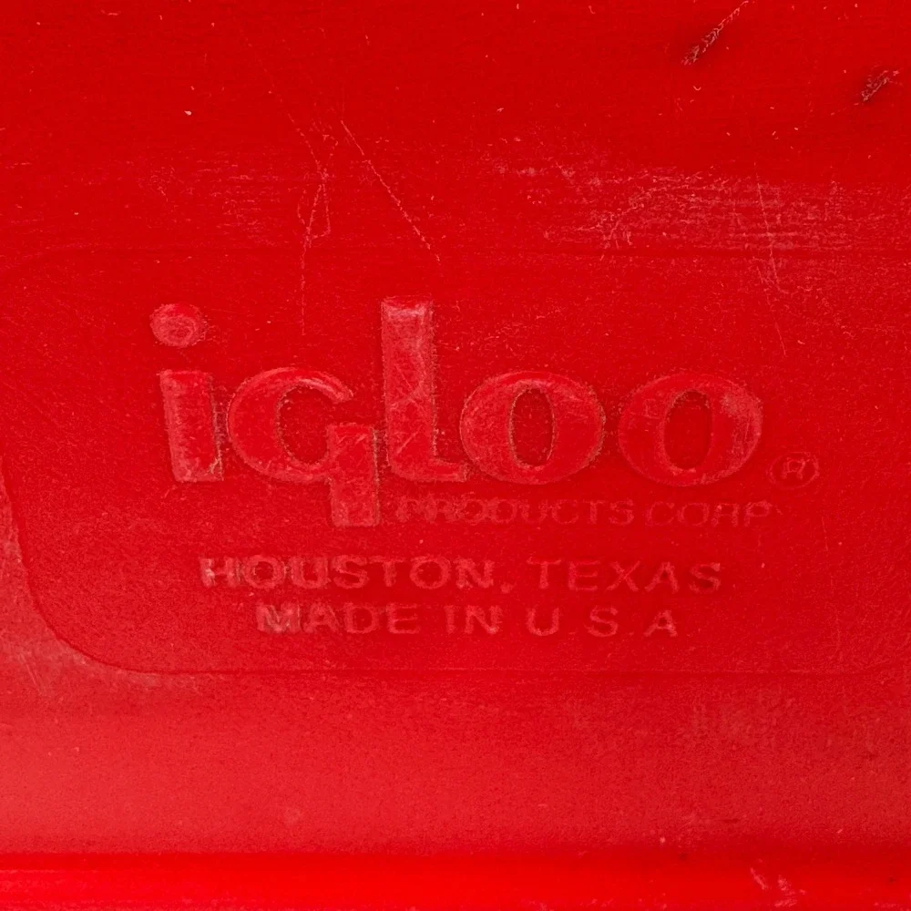 Igloo Legend 12 Cooler Vintage Red White USA Made 12 Quart‎ Personal Lunch Box